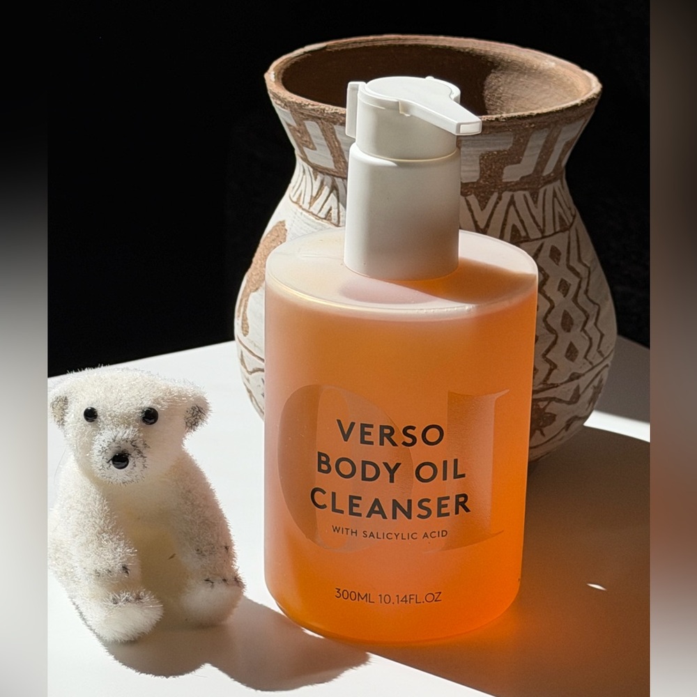 VERSO Skincare Golden Body Oil Cleanser - Picture 11 of 11